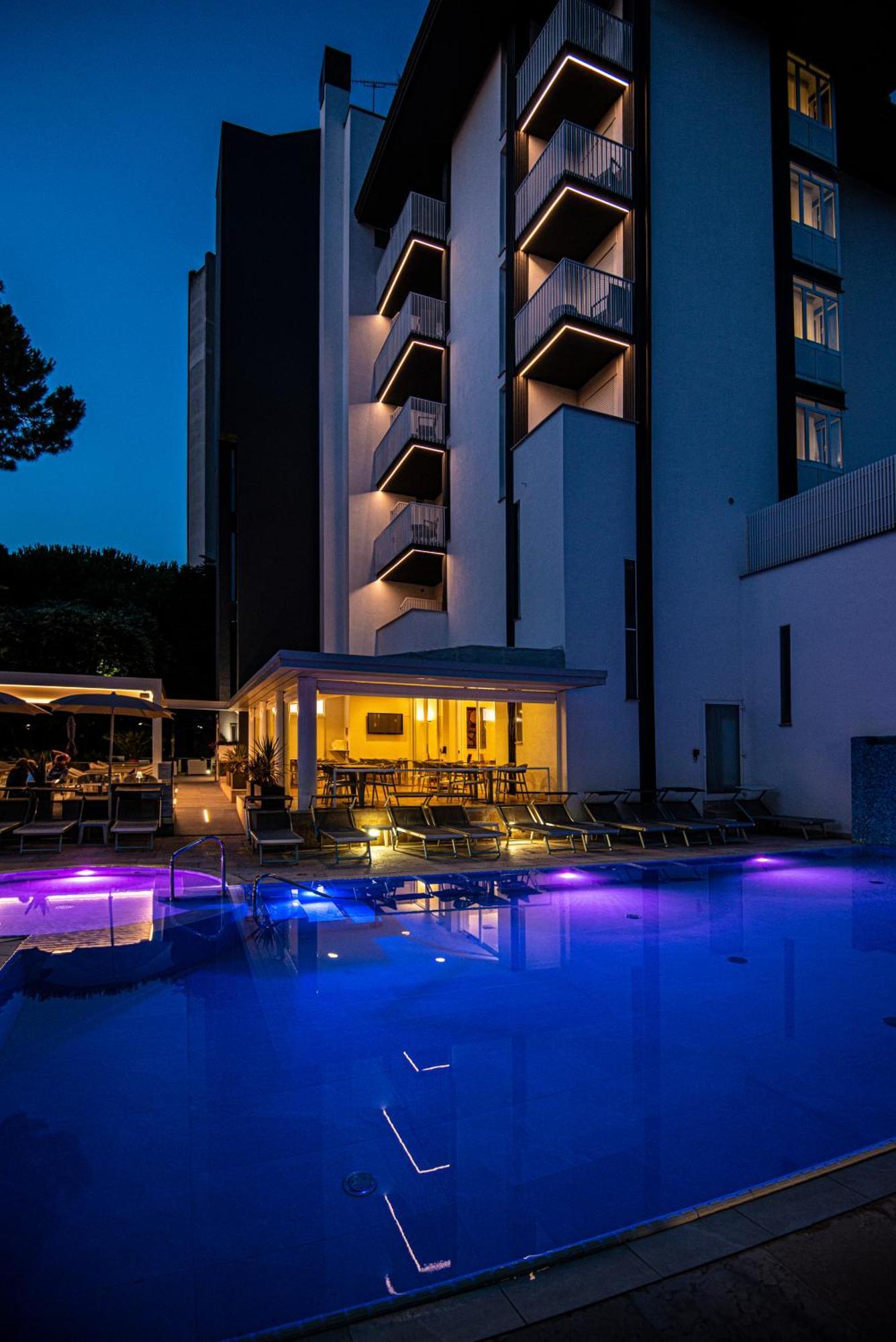 Hotel Bella Venezia Mare Lignano Sabbiadoro Zewnętrze zdjęcie